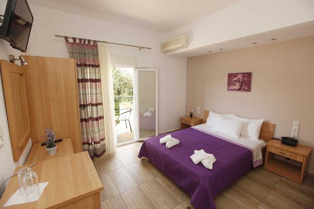 Chrisa Hotel Limenas  Exterior photo